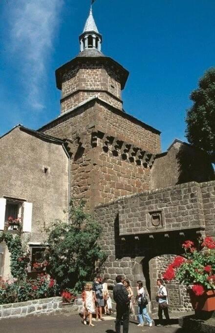 Maison A Louer ベス・エ・サンタナステーズ エクステリア 写真